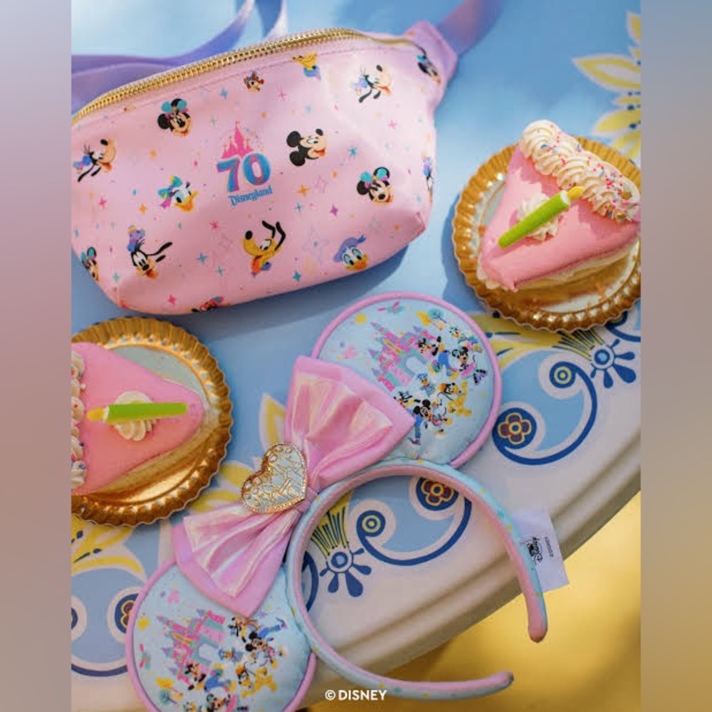 Disneyland 70th Anniversary Minnie Ears Headband Pink Bow Stoney Clover Lane NWT